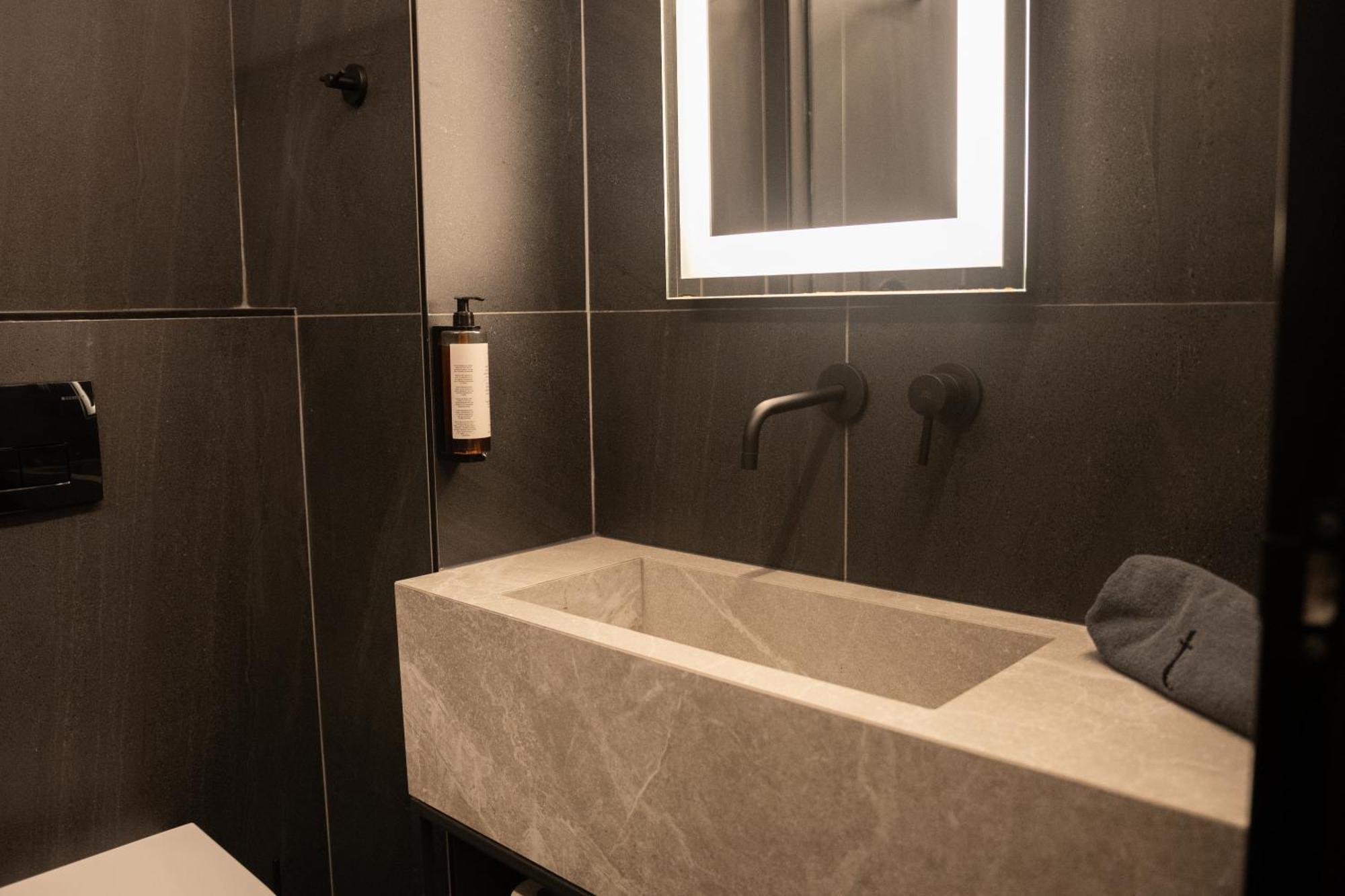 Taskou Luxury Suites Thessaloniki Exterior photo