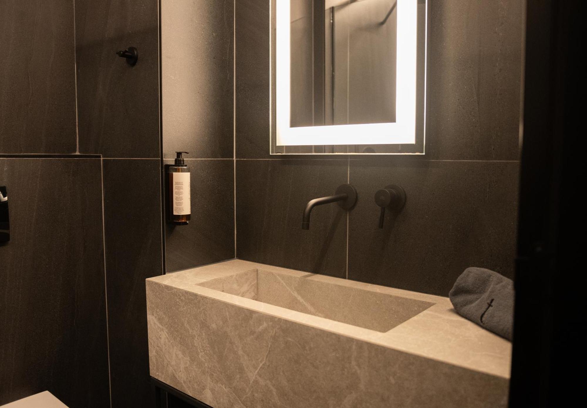Taskou Luxury Suites Thessaloniki Exterior photo